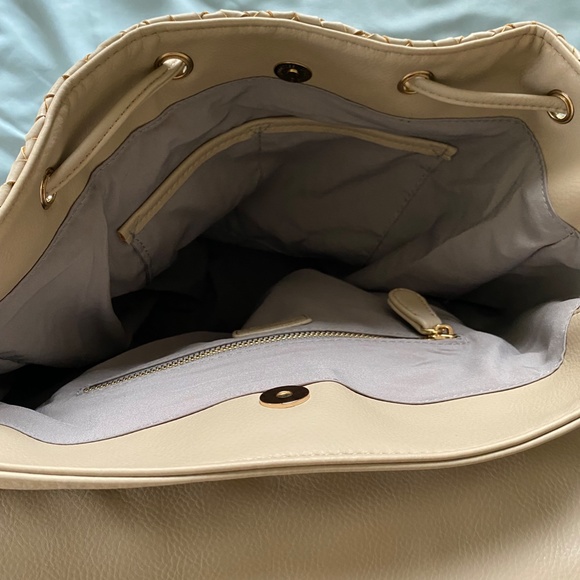 Deax lux | Pleather backpack | Neutral - Picture 5 of 5